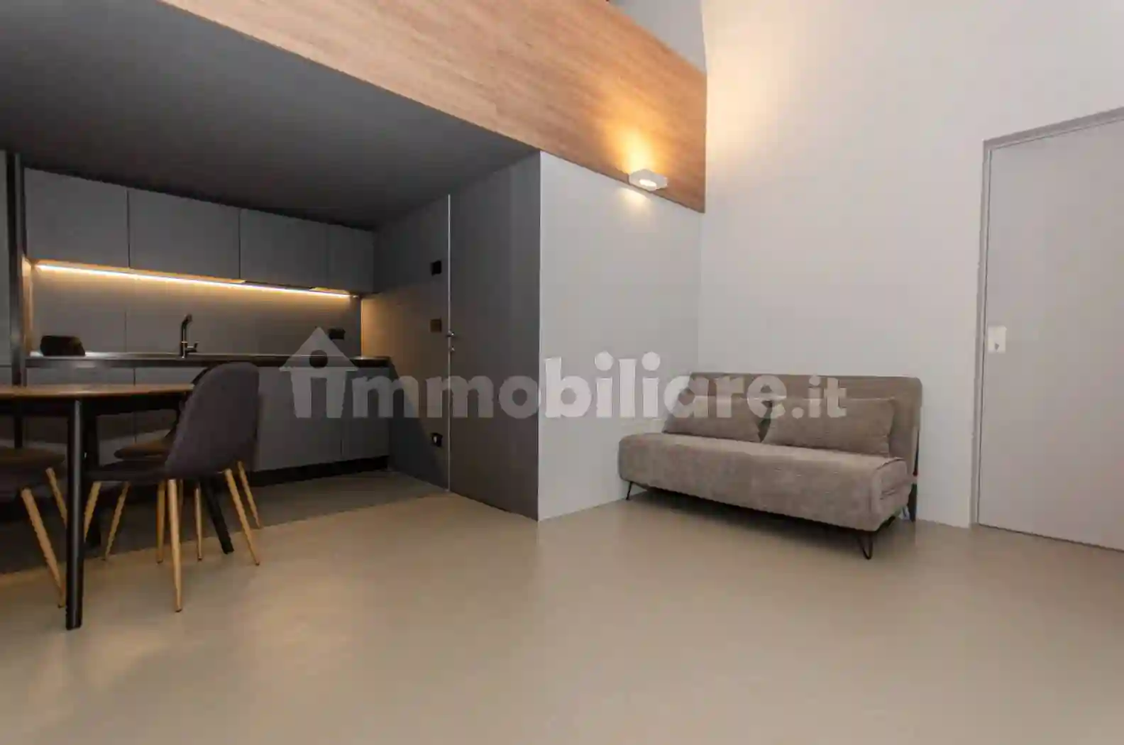 Loft - foto 2