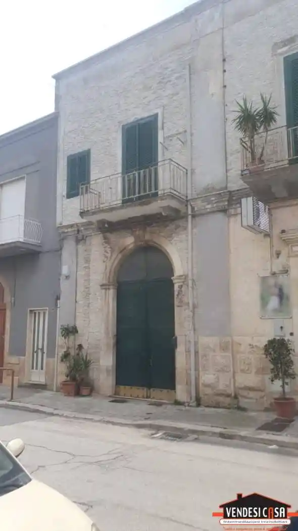 Casa indipendente in vendita a Adelfia