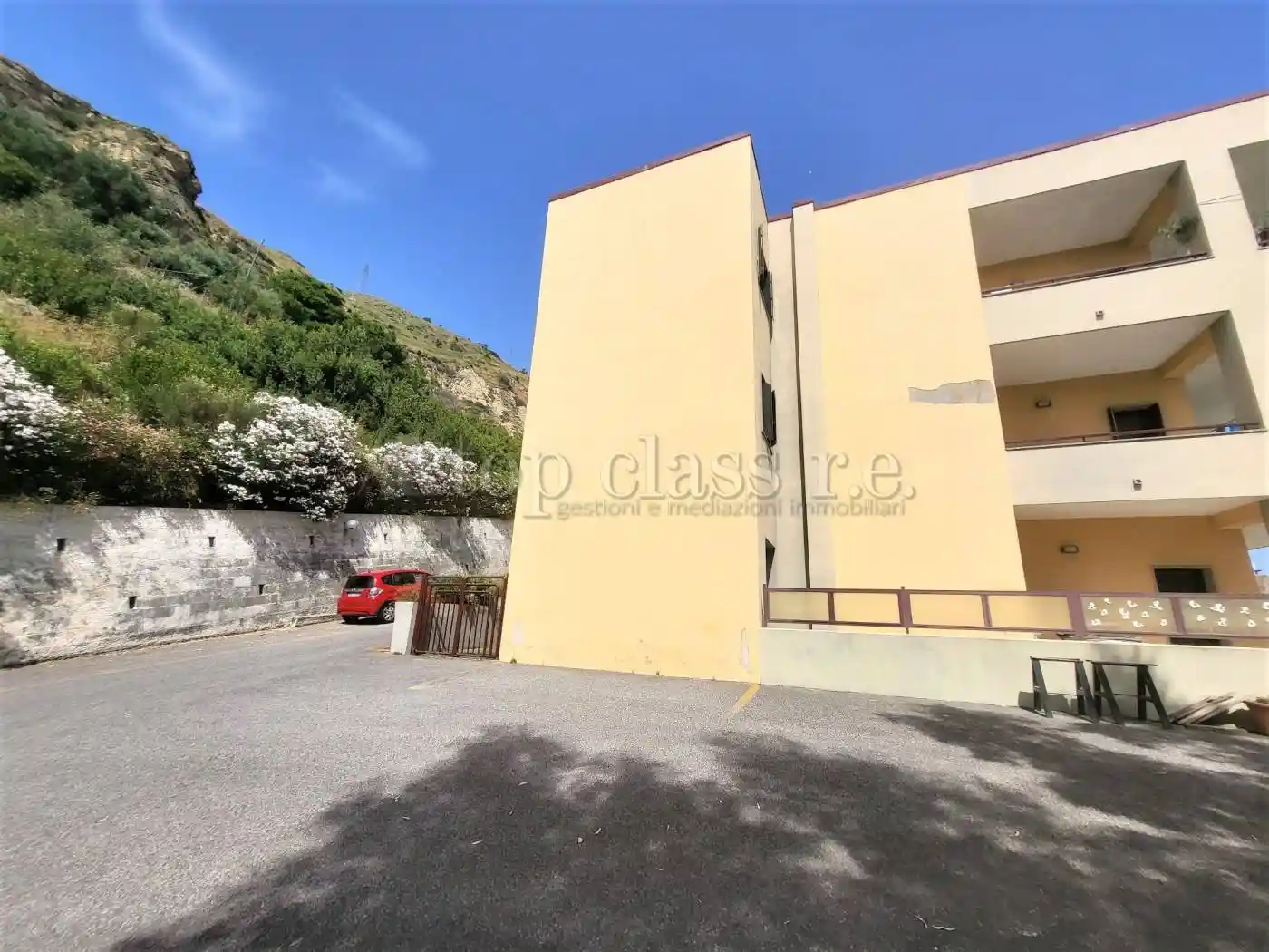 Trilocale via Sotto il Monte, Località Toiano, Sotto il Monte, Pozzuoli - foto 2