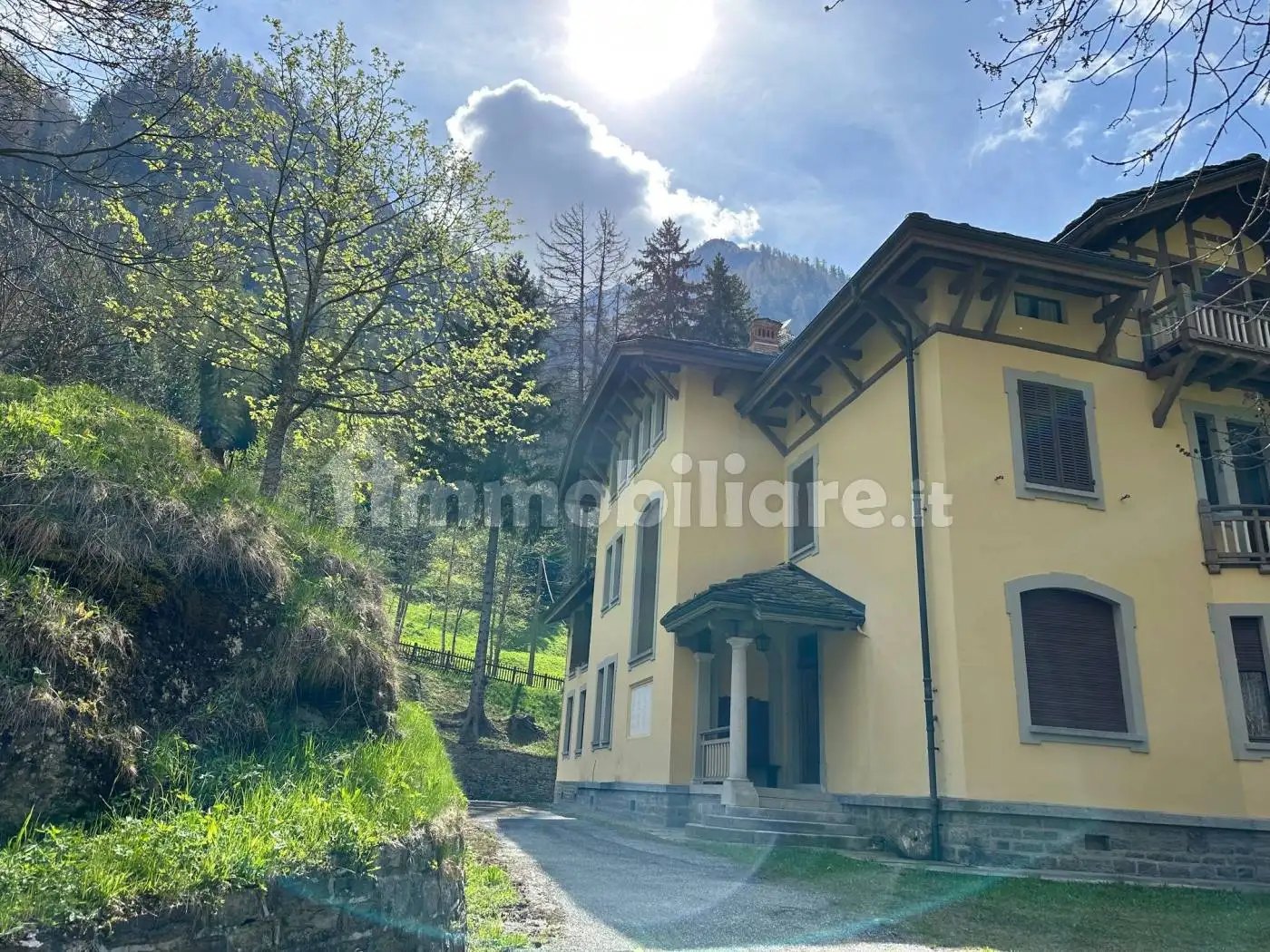 Villa in vendita a Gressoney-Saint-Jean