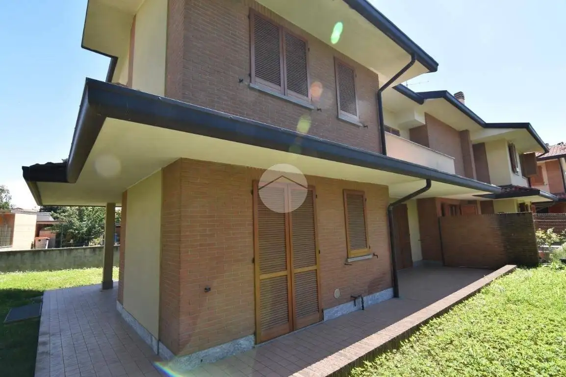 Villa in vendita a Vimercate