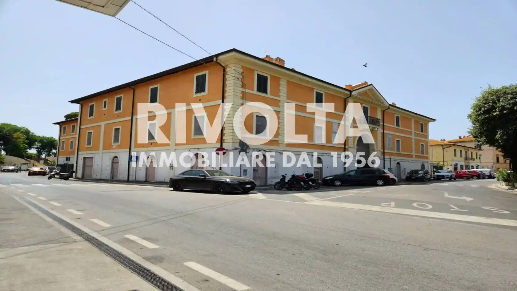 Palazzo - Edificio in vendita a Orbetello