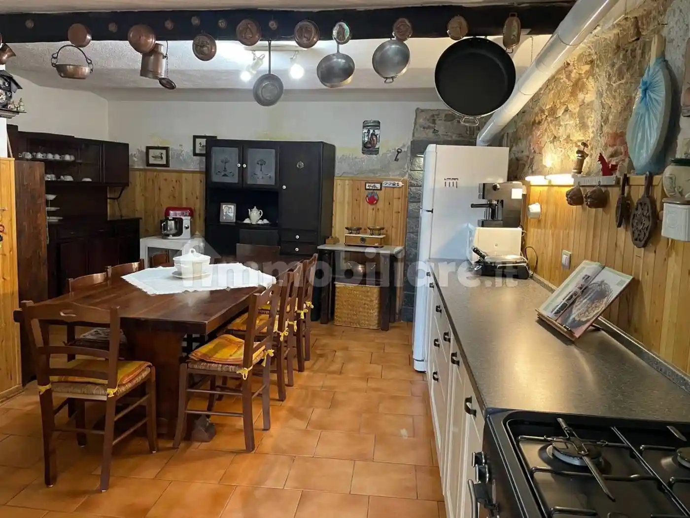 Casa indipendente in vendita a Valdilana