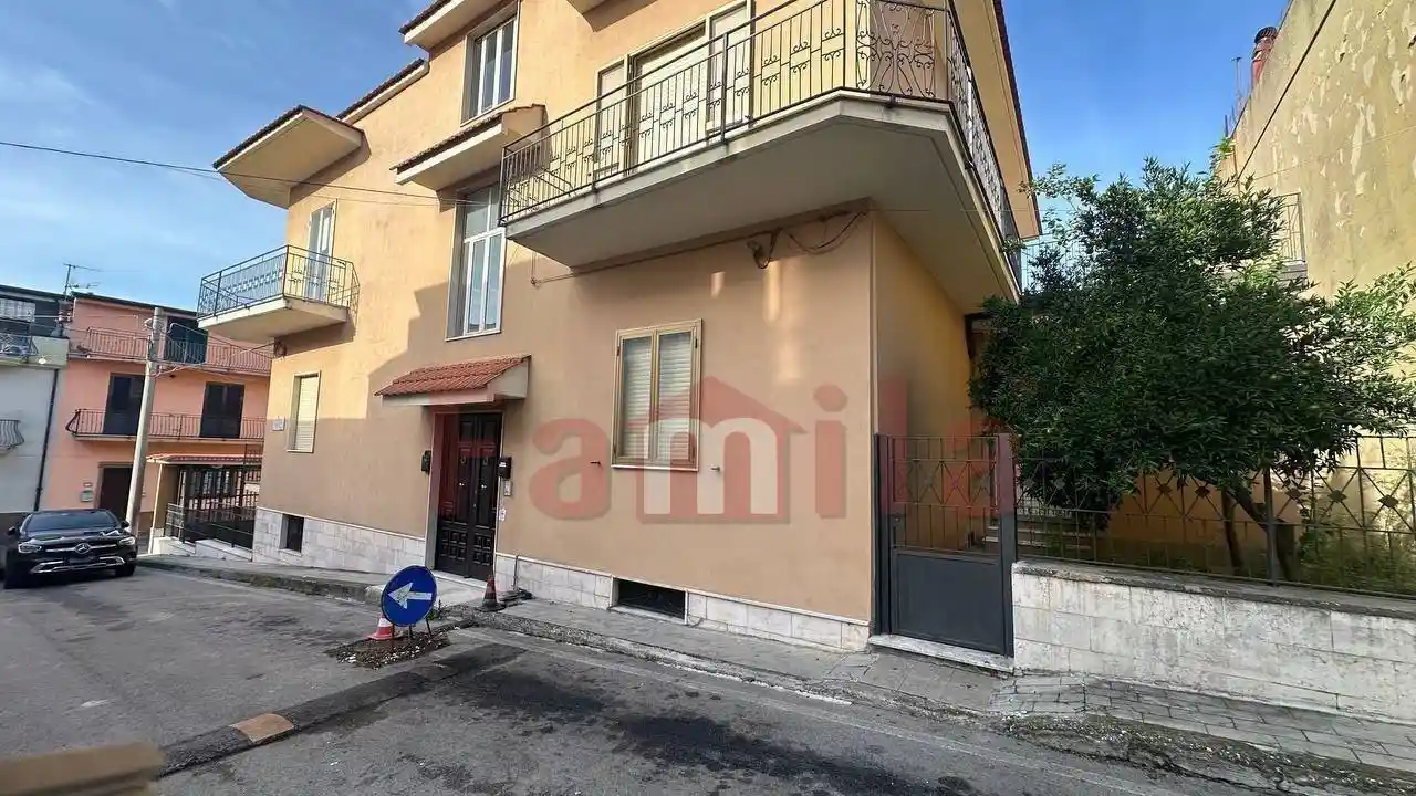 Appartamento via Giuseppe Garibaldi, Mugnano del Cardinale - foto 4