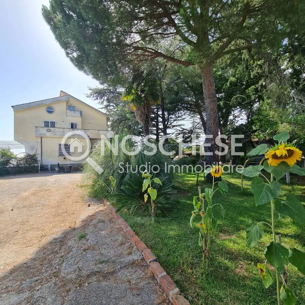 Villa in vendita a Pontecagnano Faiano