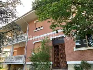 Villa in affitto a Busano