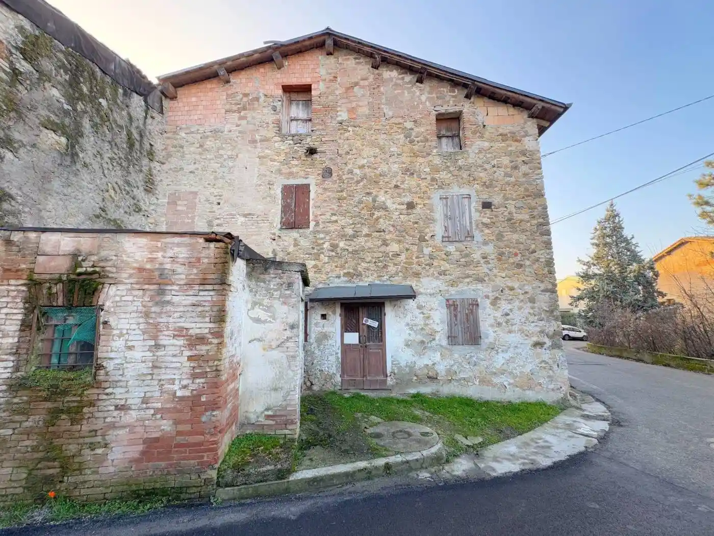 Rustico - Casale in vendita a Quattro Castella