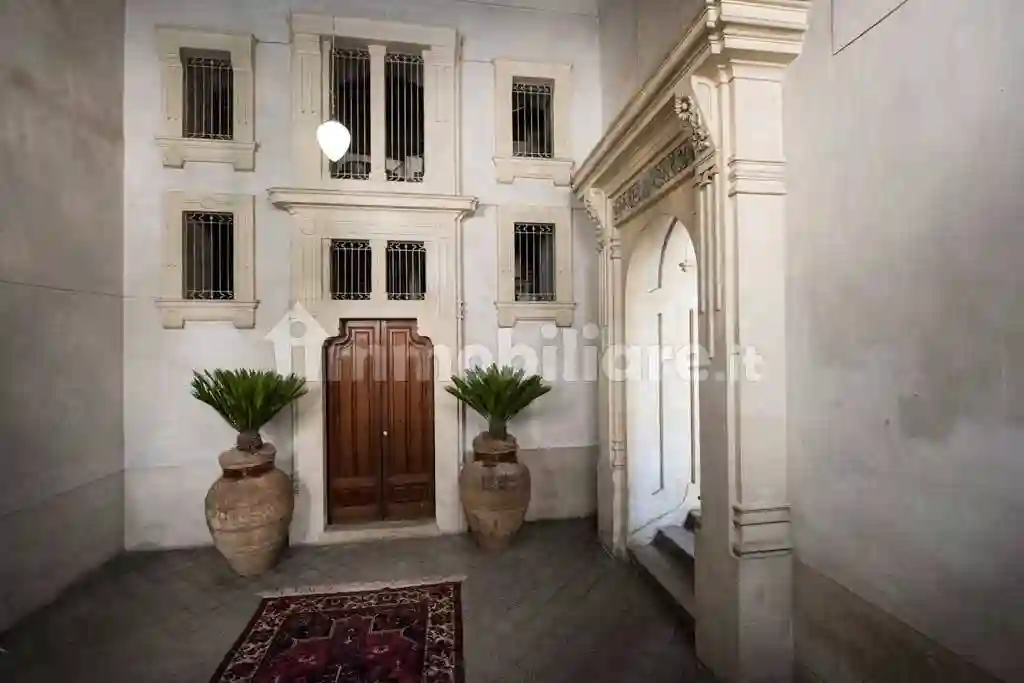 Palazzo - Edificio - foto 2