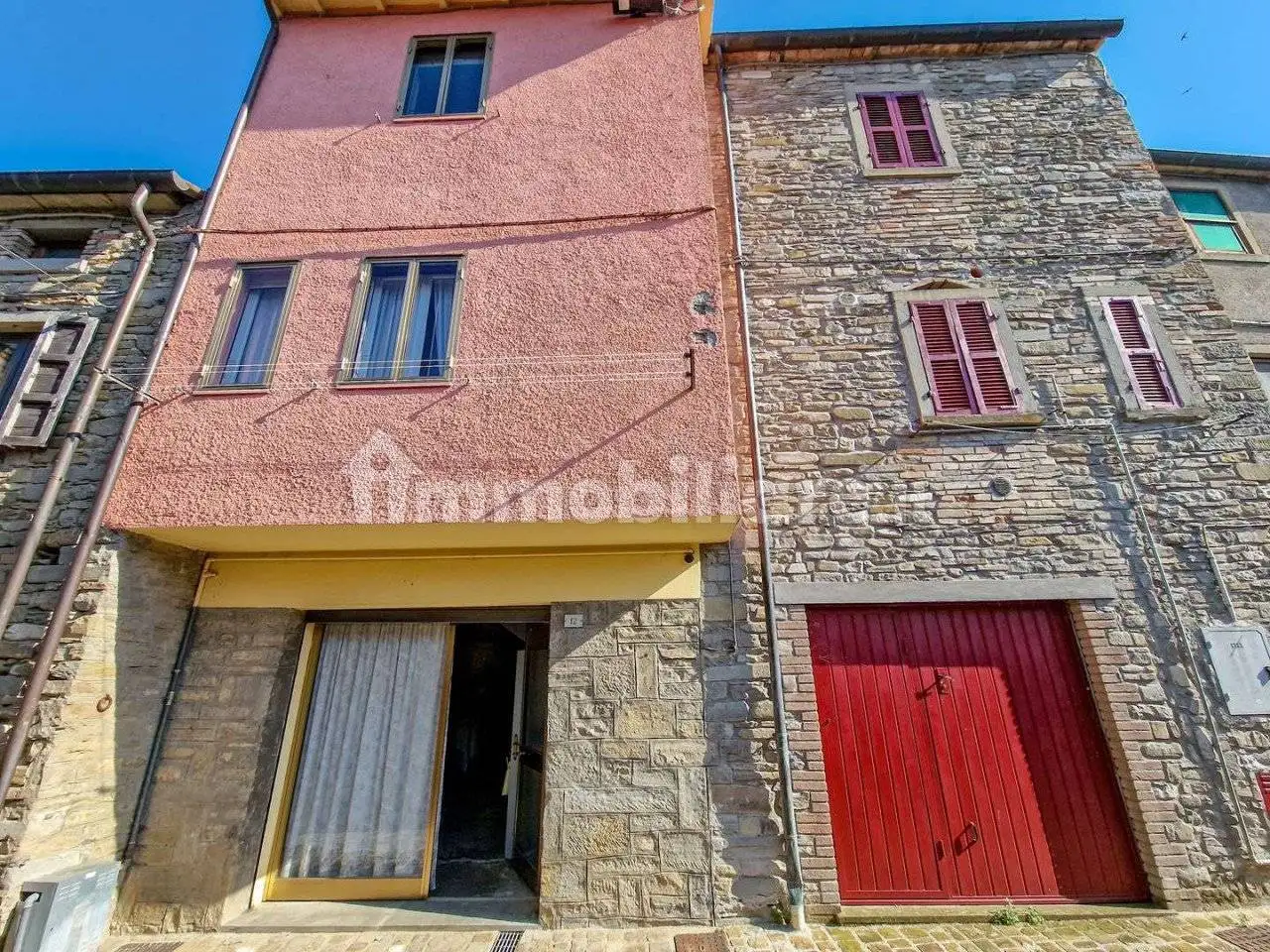 Quadrilocale piazza del Pino, Centro, Borgo Pace - foto 2