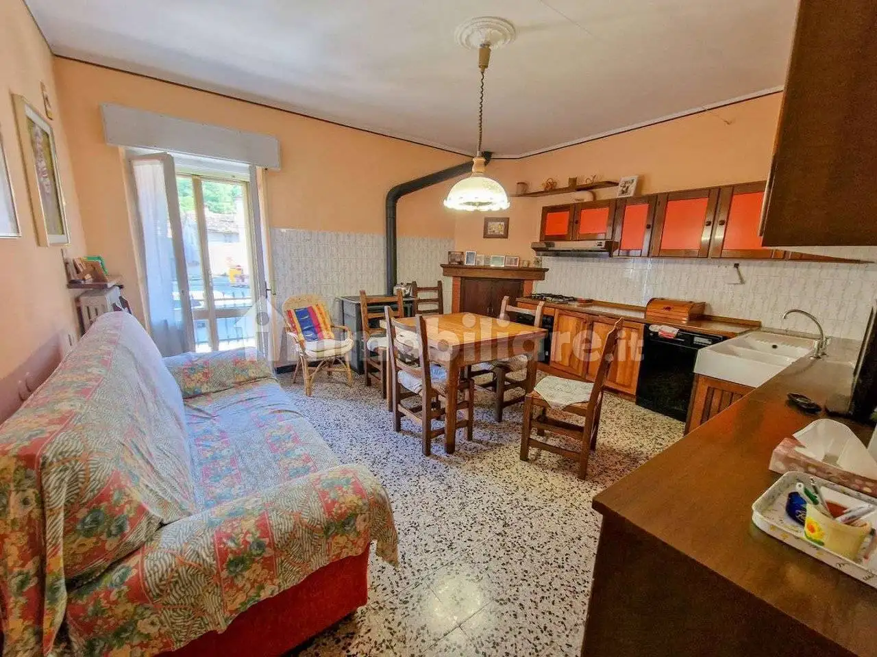 Quadrilocale piazza del Pino, Centro, Borgo Pace - foto 3