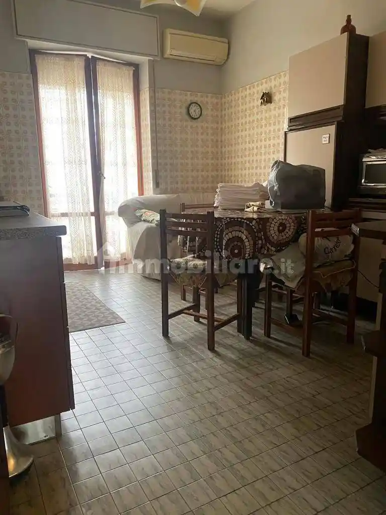 Quadrilocale via Cesare Uva 15, A. Annarumma, A. Gasperi, F. Tedesco, Avellino - foto 2