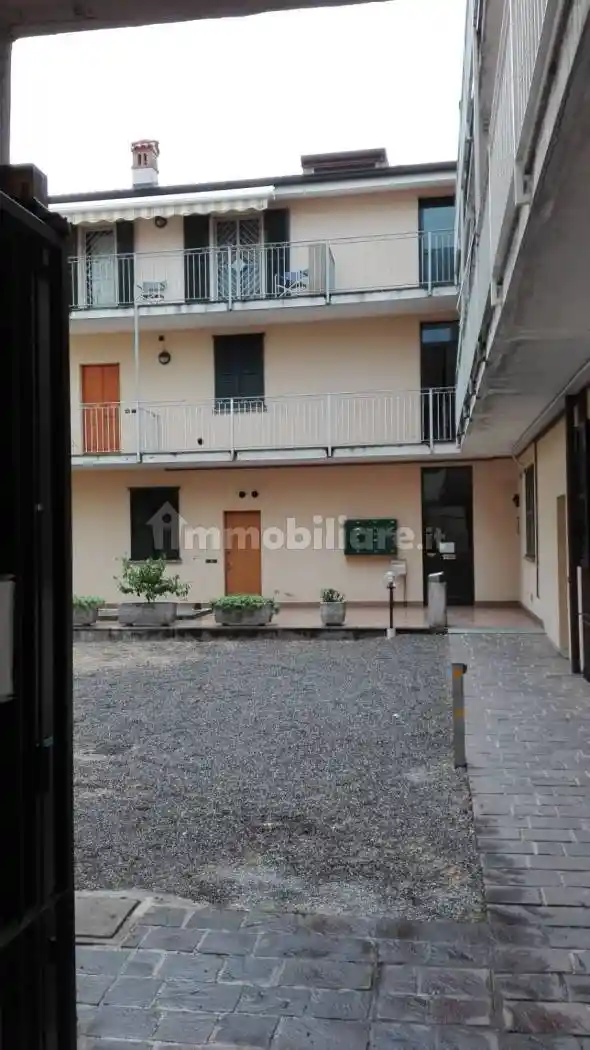 Appartamento in affitto a Casatenovo