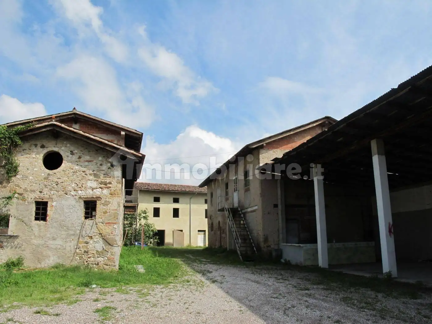 Rustico - Casale in vendita a Colloredo di Monte Albano