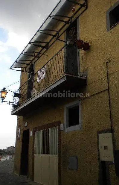 Casa indipendente in vendita a Tito