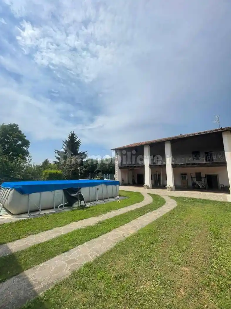 Rustico - Casale in vendita a Chiari