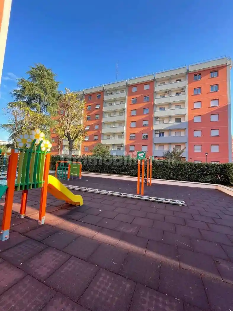 Bilocale da ristrutturare, primo piano, Bisceglie, Milano - foto 5