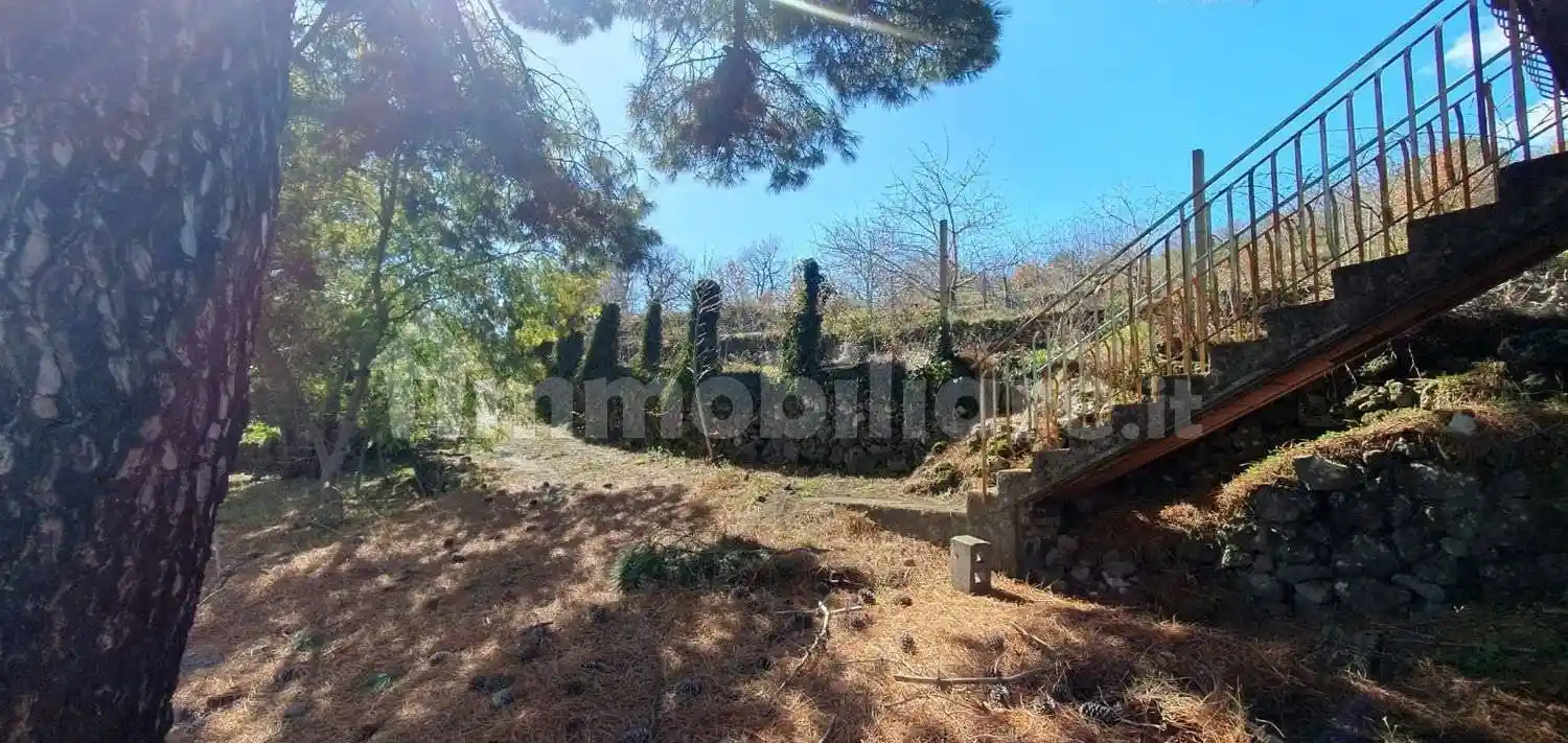 Rustico - Casale in vendita a Castiglione di Sicilia