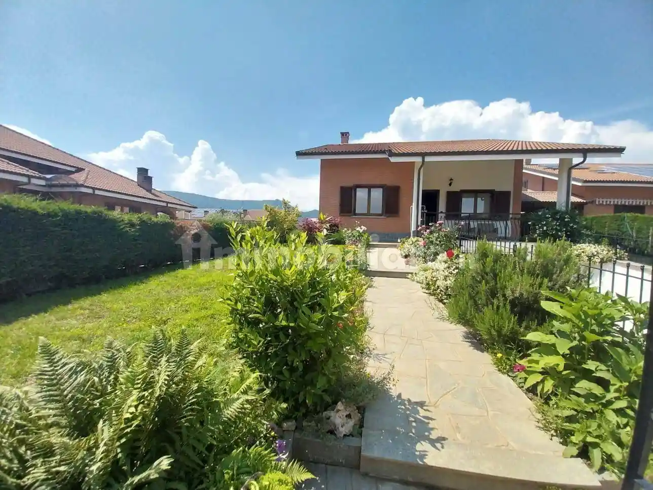 Villa in vendita a Bruino