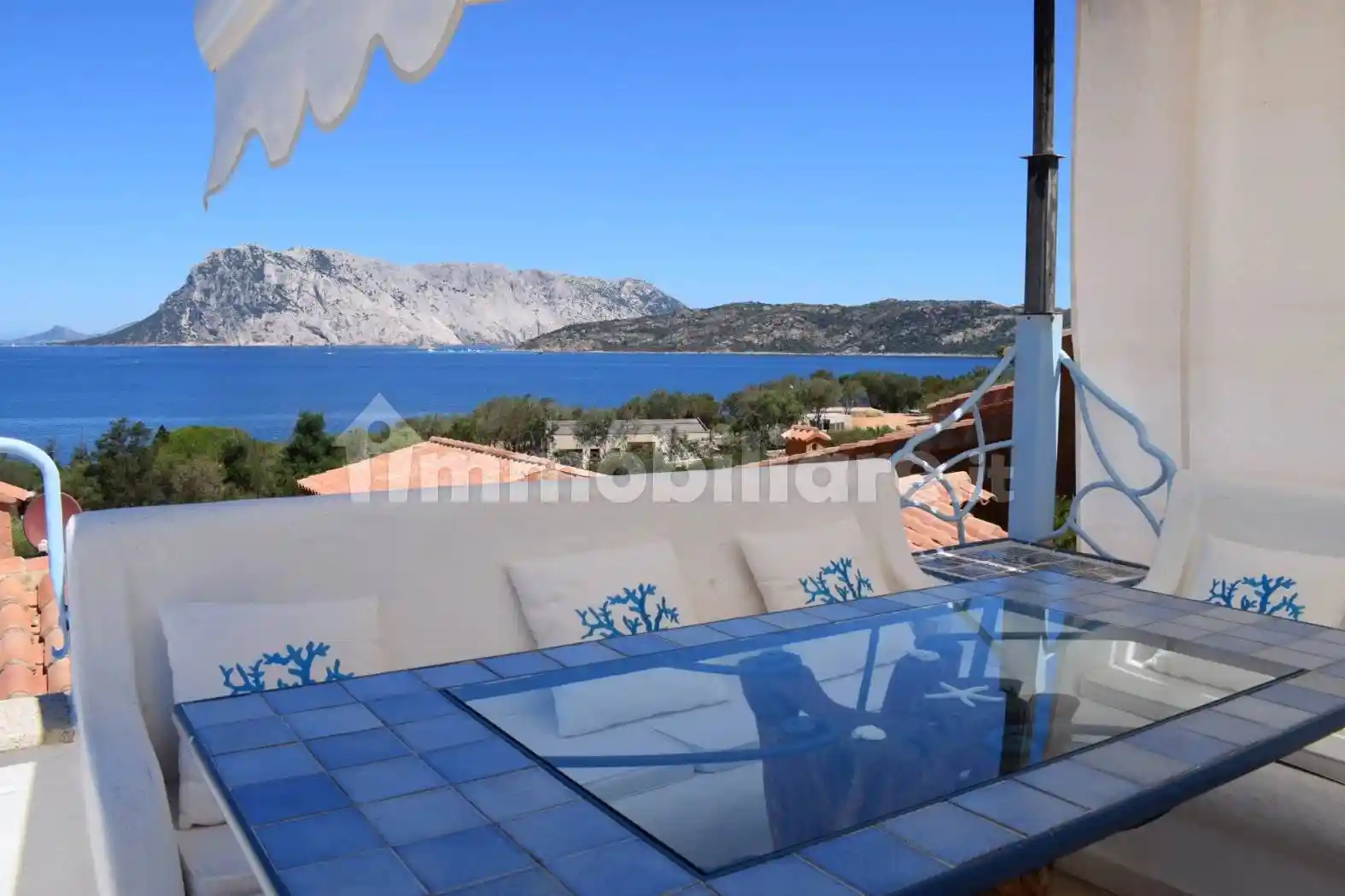 Villa in vendita a San Teodoro