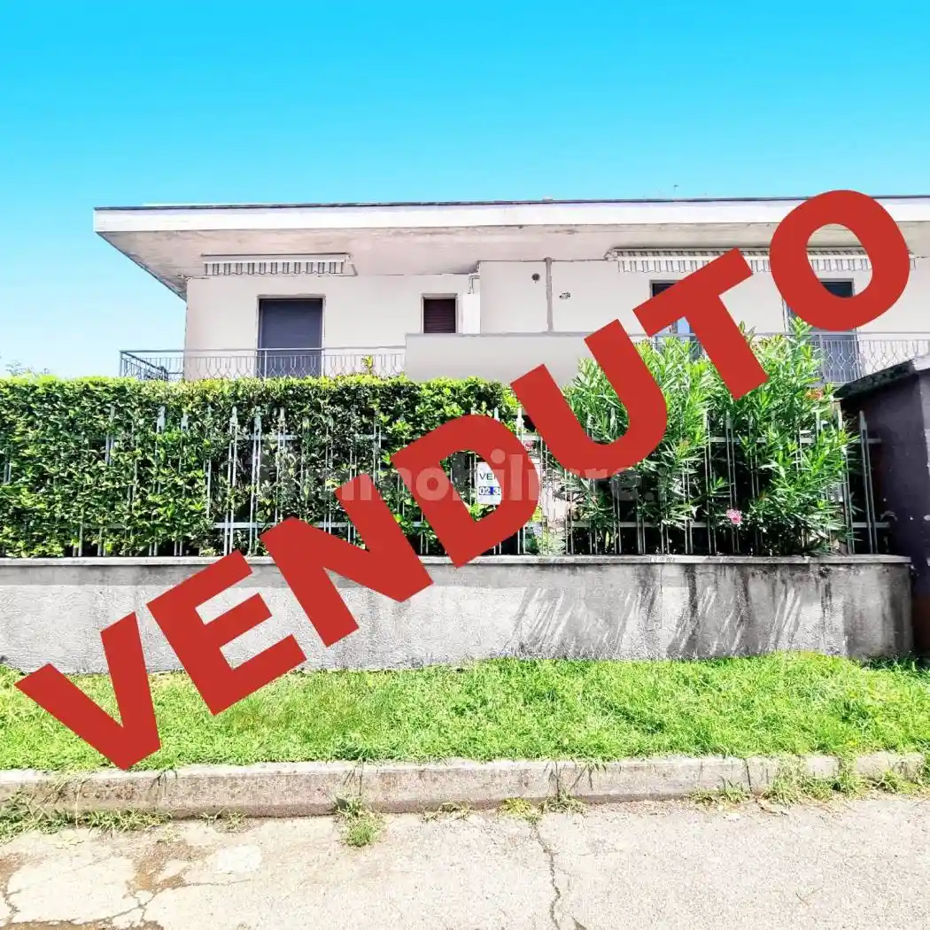 Appartamento in vendita a Osio Sotto