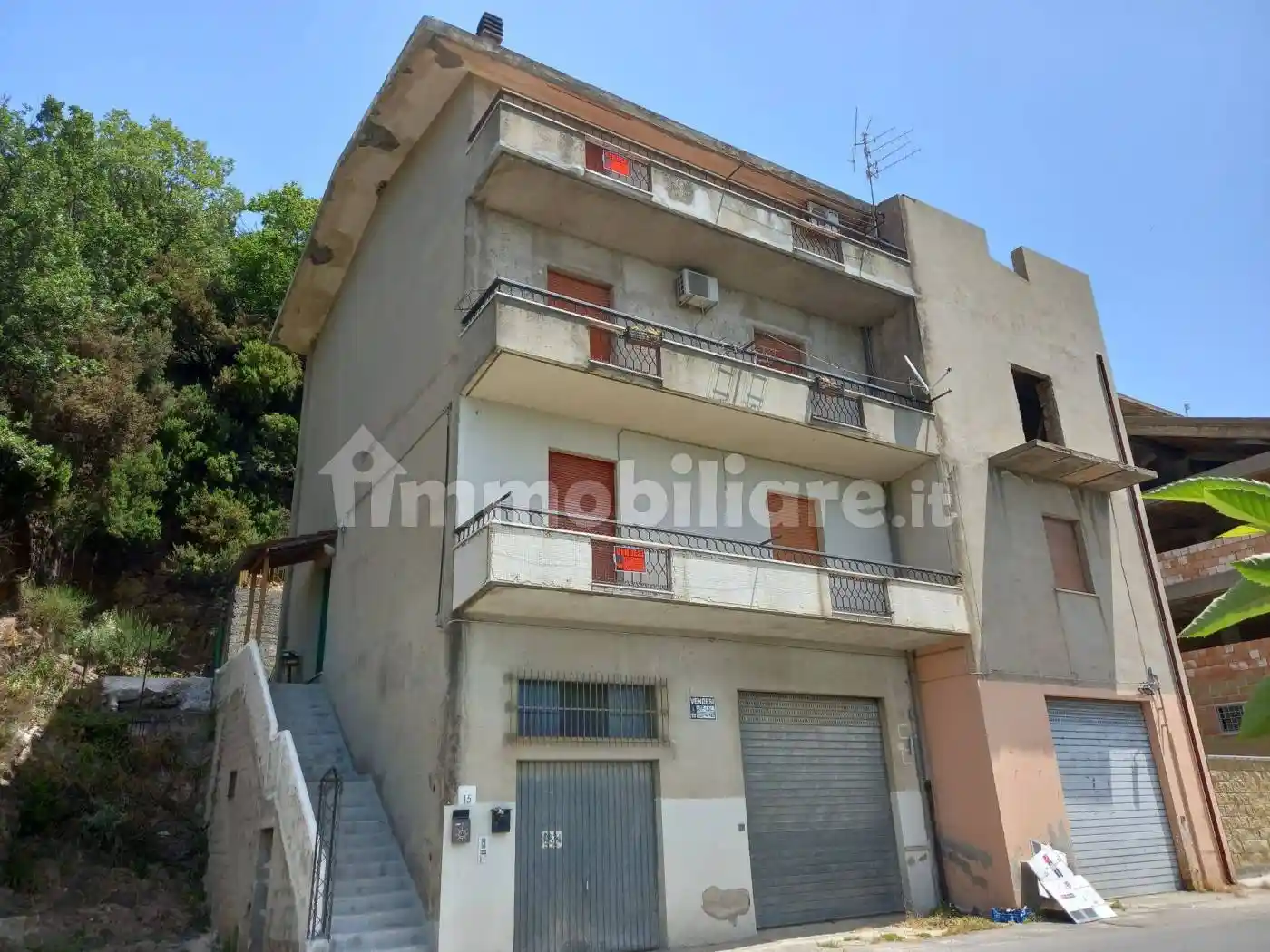 Palazzo - Edificio in Vendita - foto 2