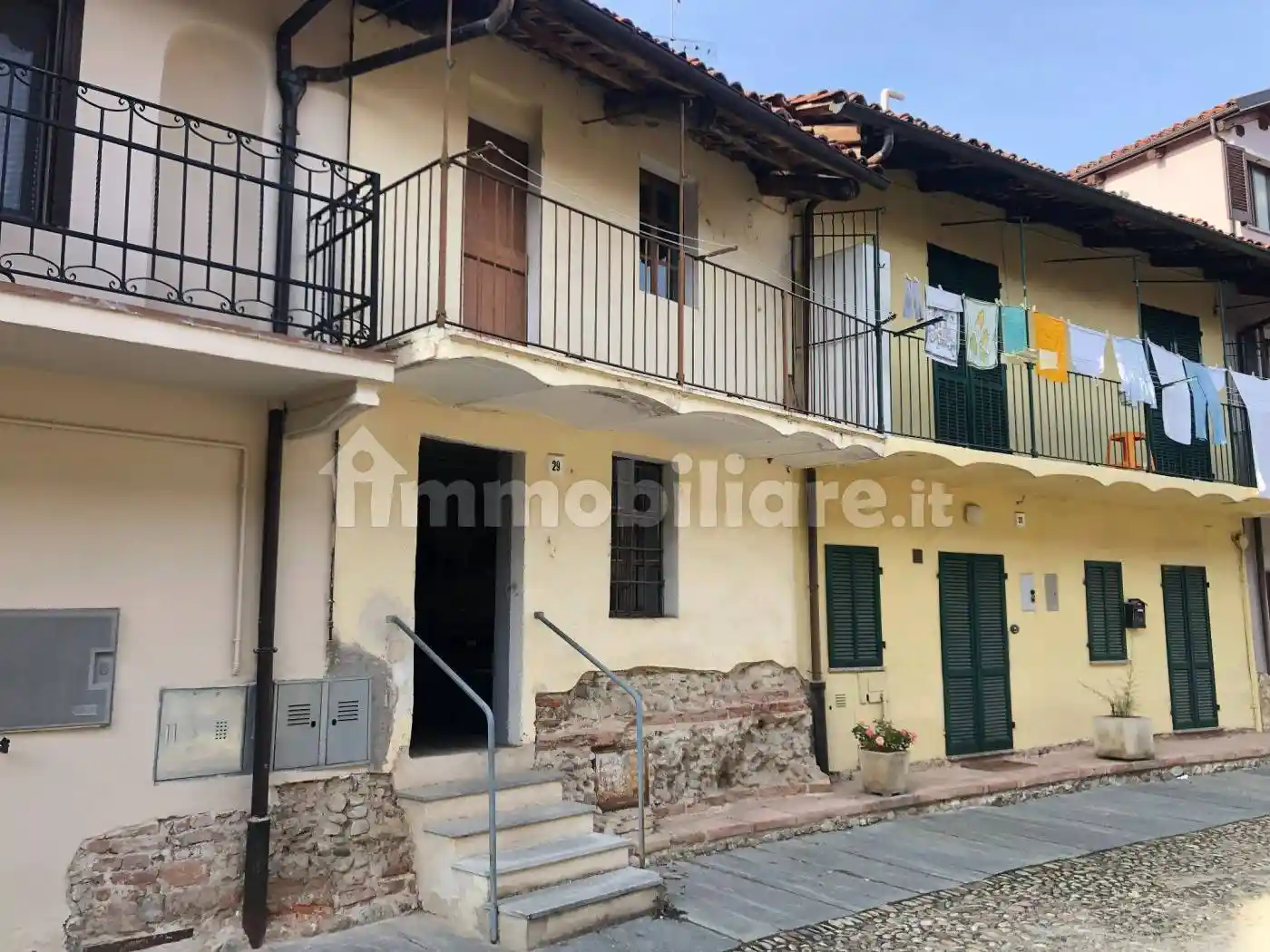 Casa indipendente in vendita a Bra