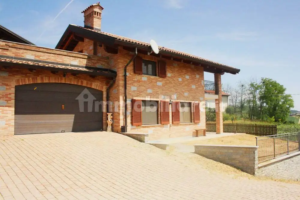 Villetta a schiera in vendita a Castelletto Merli