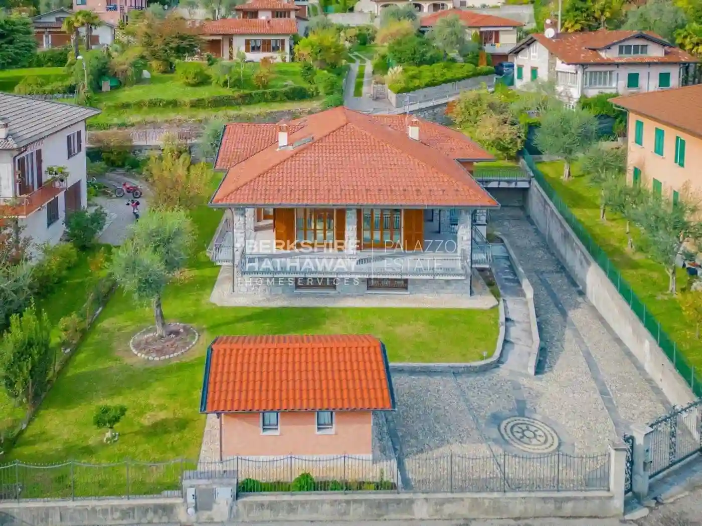 Villa - foto 2