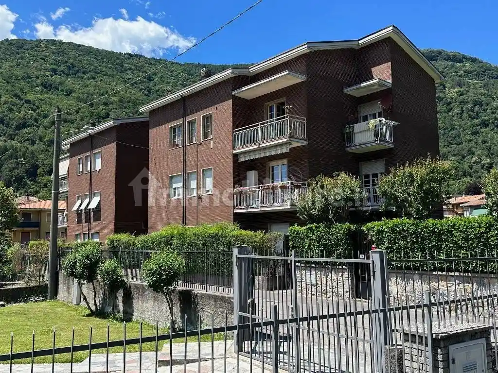 Appartamento in vendita a Valbrona