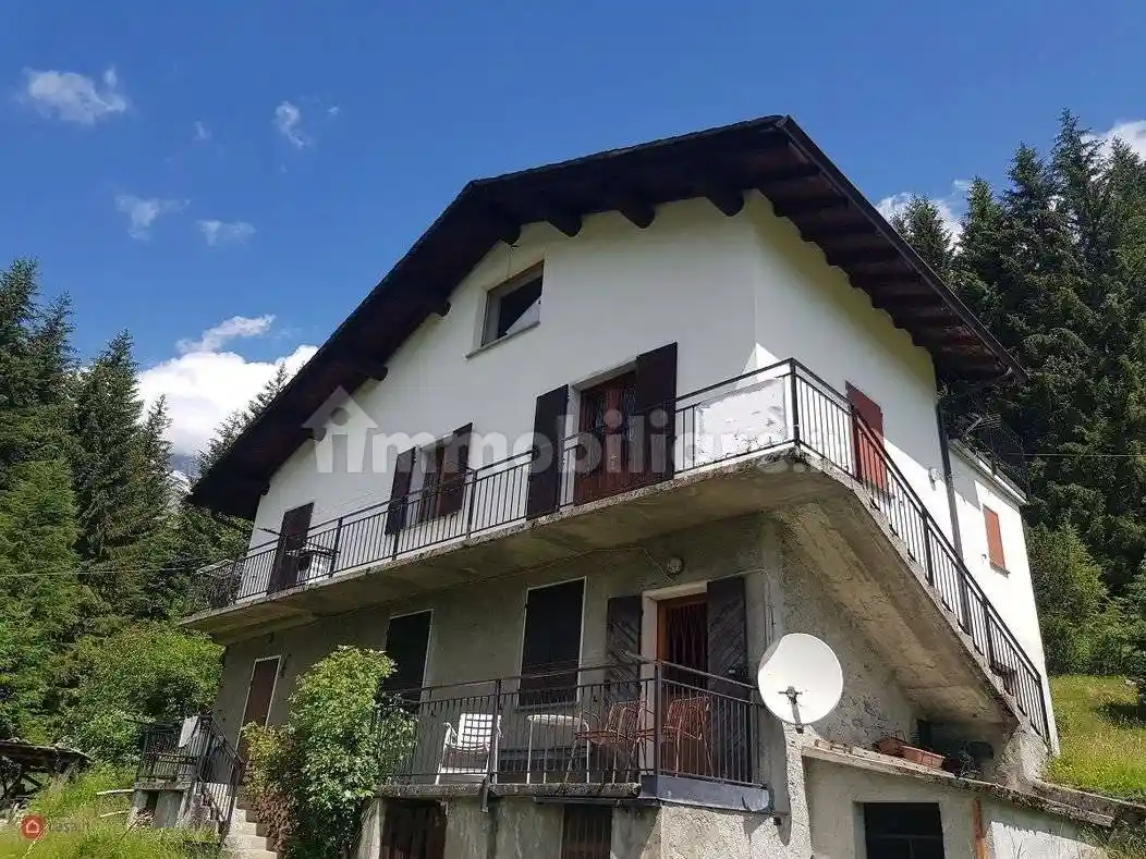Villa in vendita a Chiesa in Valmalenco