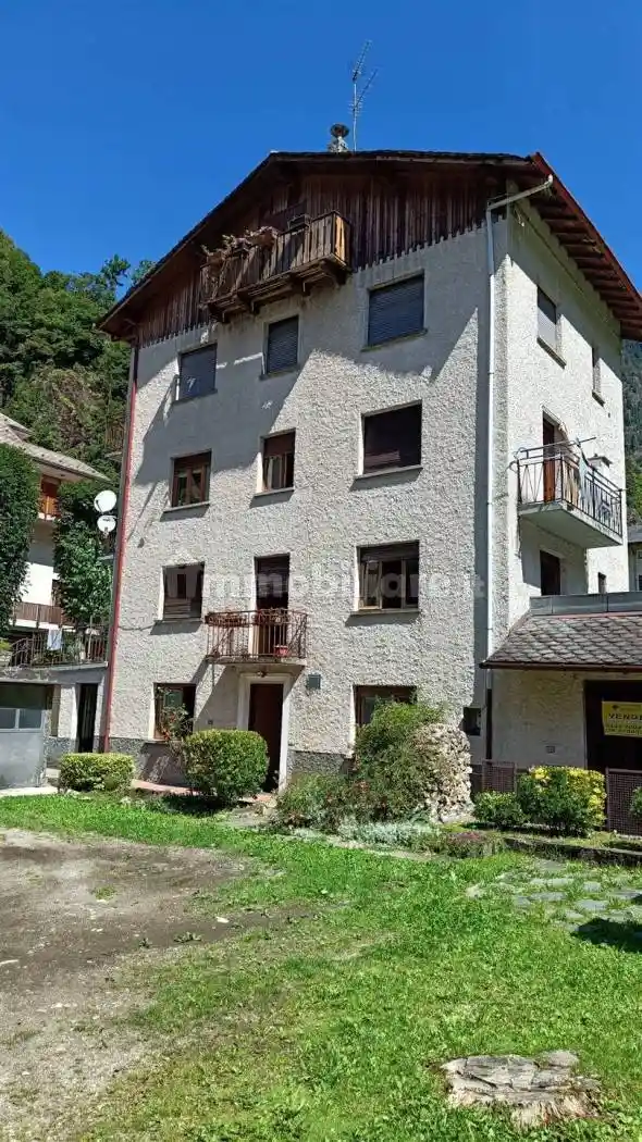 Appartamento in vendita a Branzi