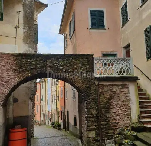 Casa indipendente in vendita a Pignone