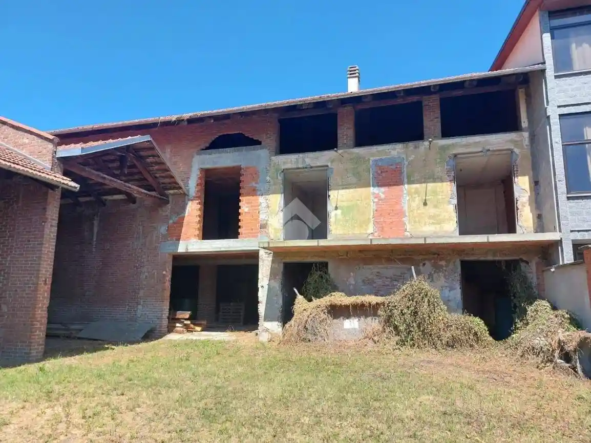 Rustico - Casale in vendita a Ciriè