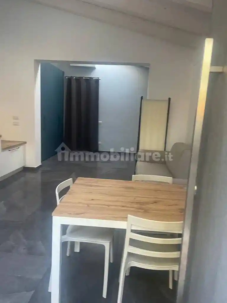 Palazzo - Edificio in Affitto - foto 5