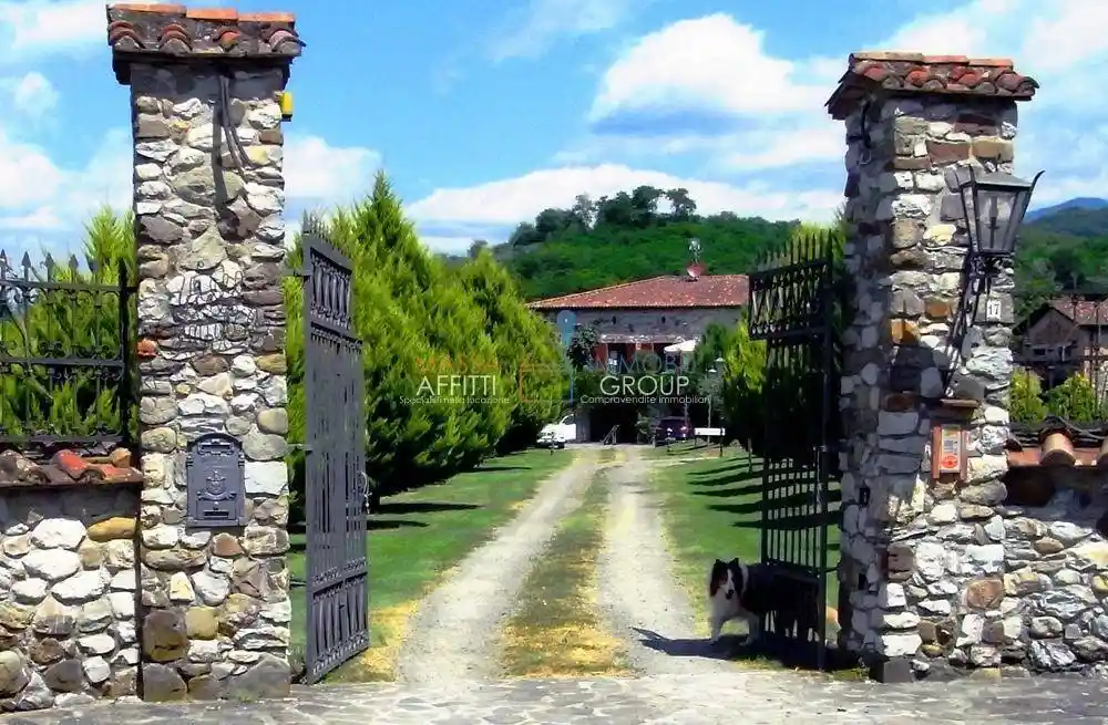 Villa in vendita a Villafranca in Lunigiana