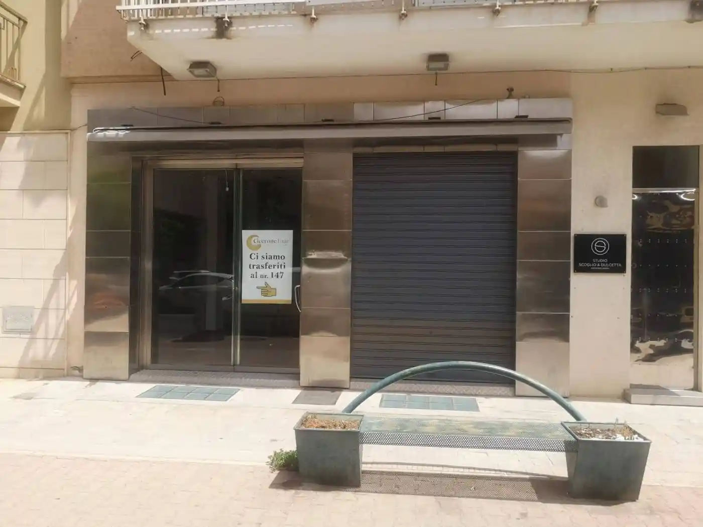 Palazzo - Edificio in Affitto - foto 2