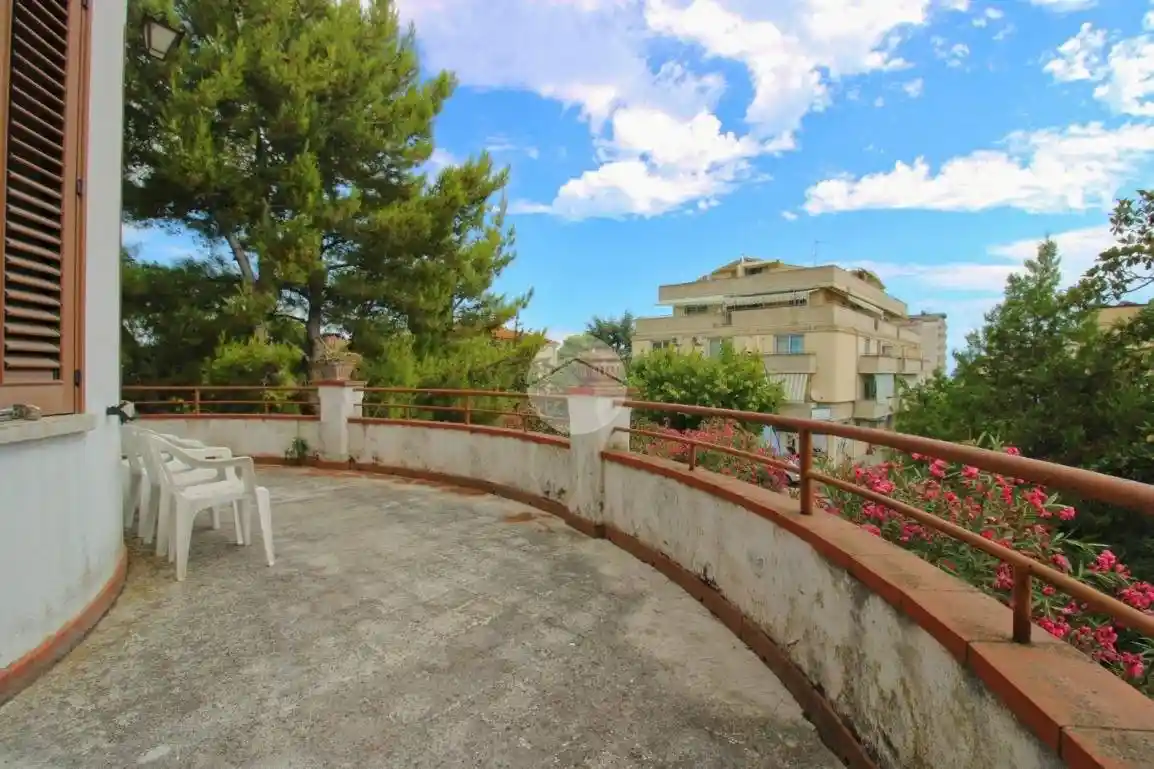 Villa bifamiliare via Nazionale 60, Centro, Roseto degli Abruzzi - foto 5