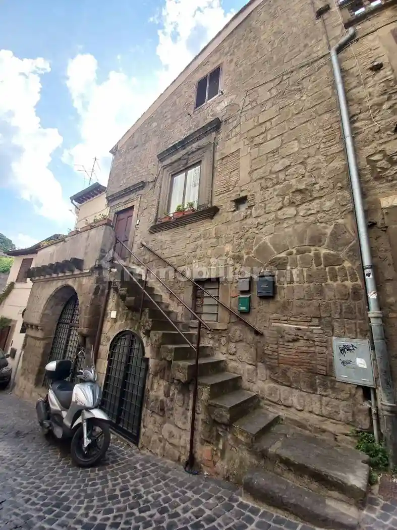 Appartamento in vendita a Viterbo