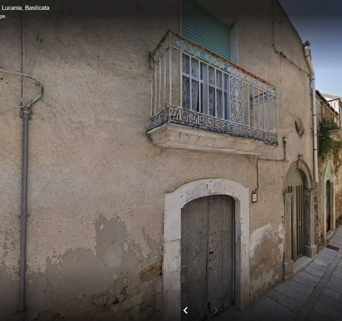 Casa indipendente in vendita a Genzano di Lucania