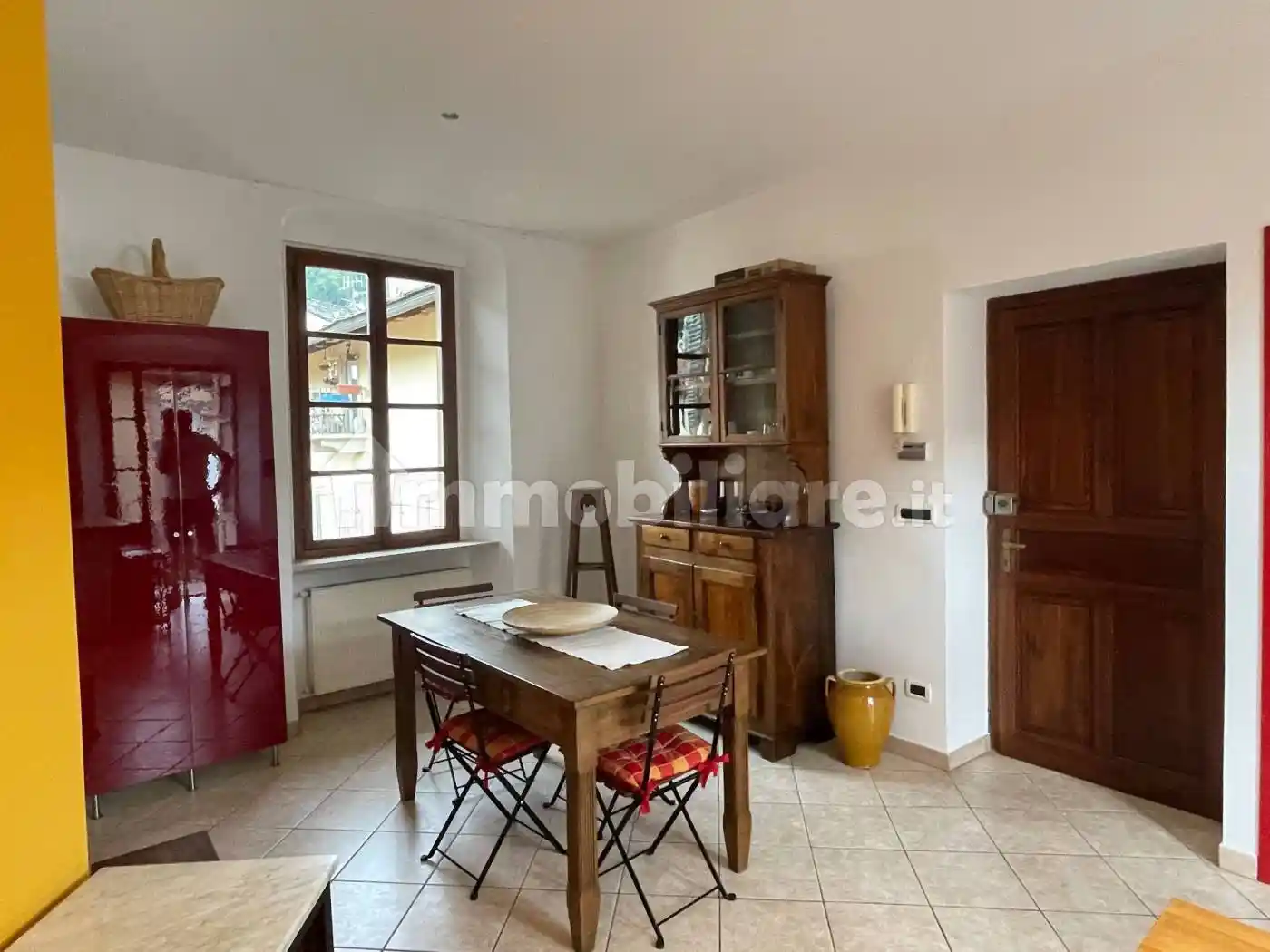 Trilocale via Giovanni Albertoni 16, Centro, Varallo - foto 5