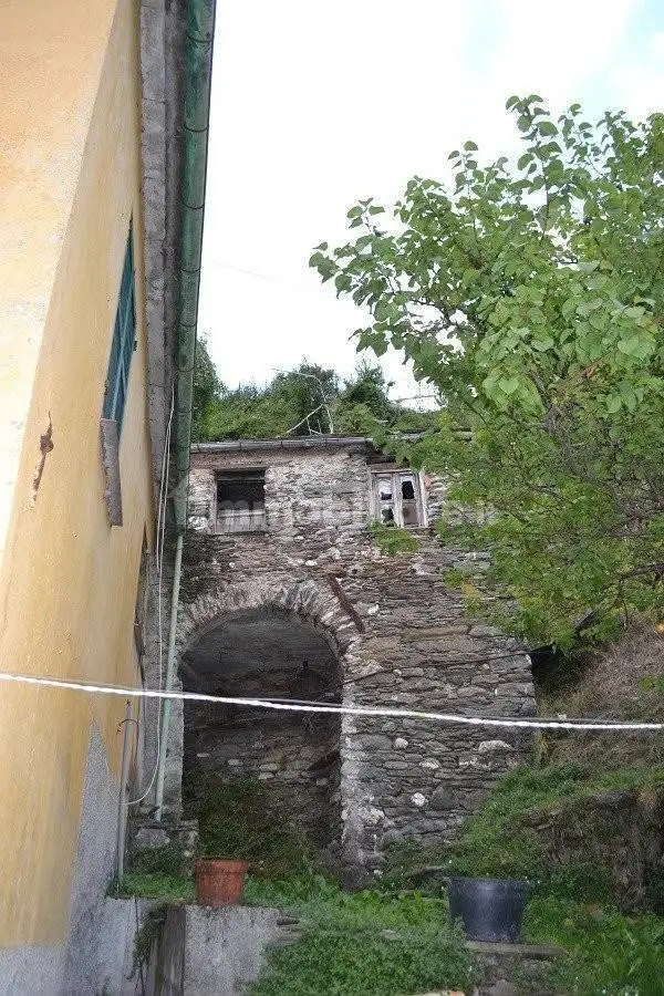 Villa unifamiliare via San Bernardo, Favale di Malvaro - foto 3