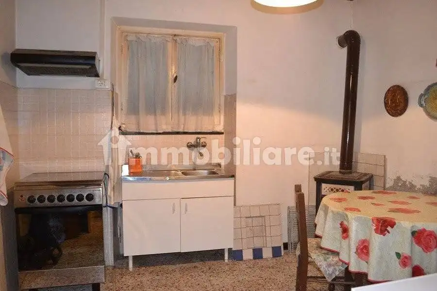 Villa unifamiliare via San Bernardo, Favale di Malvaro - foto 4