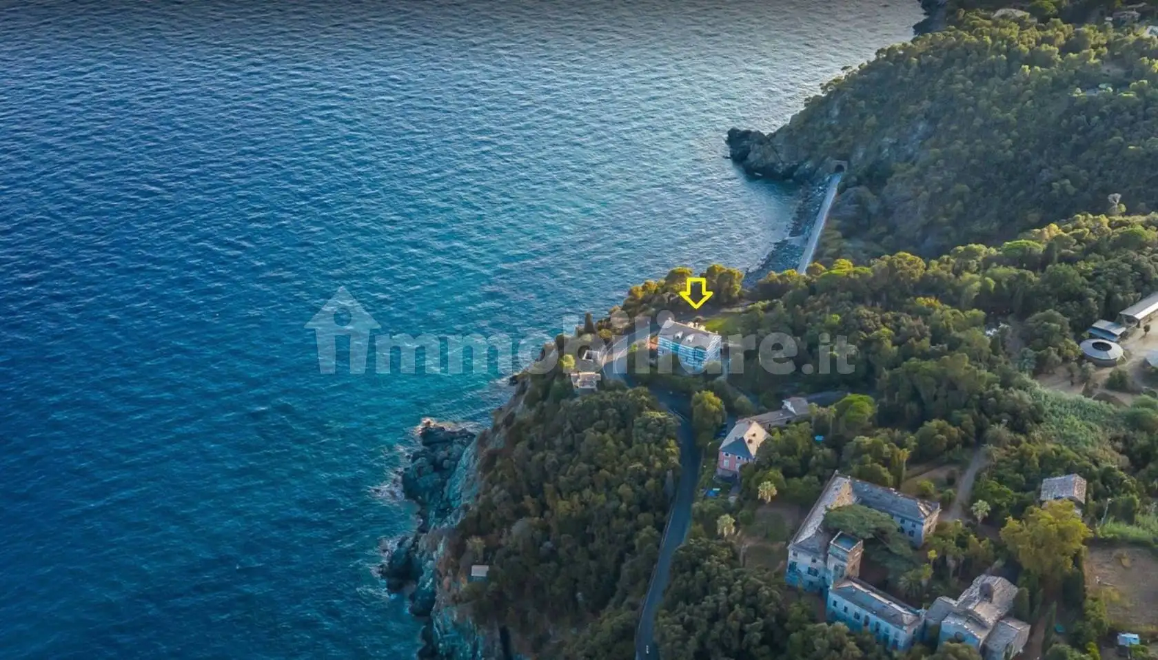 Casa indipendente in vendita a Varazze
