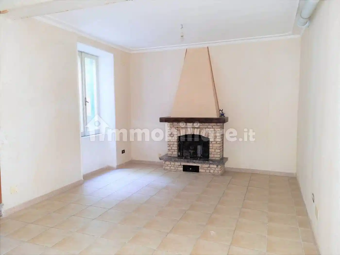 Appartamento in vendita a Caprarola