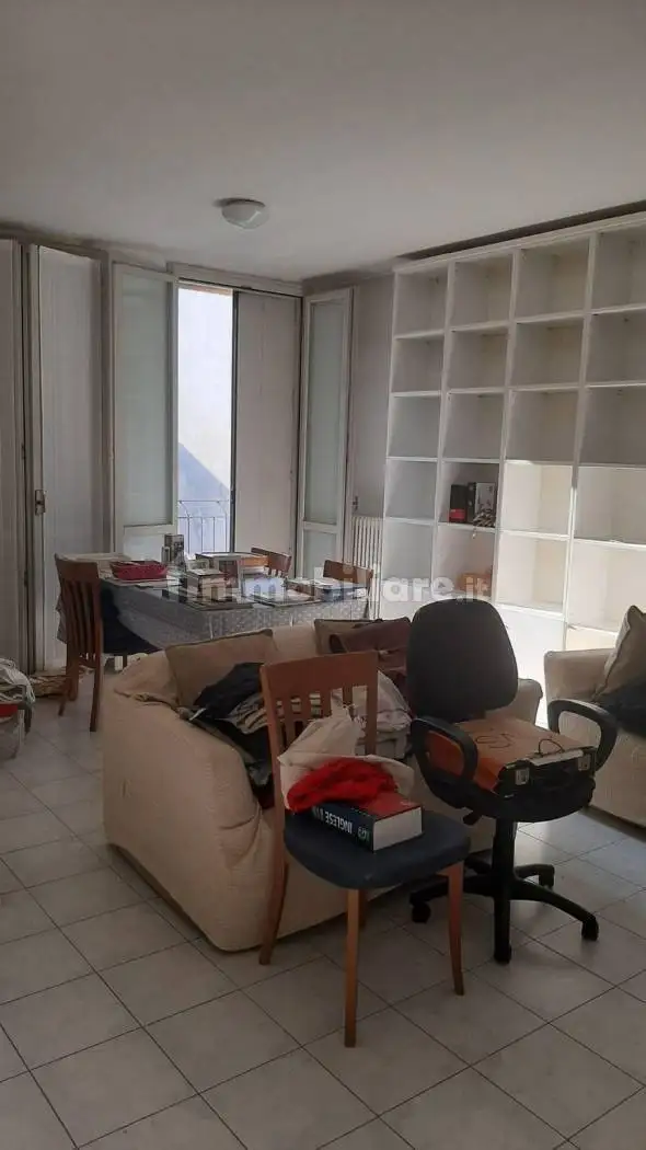 Quadrilocale via Alessandro Volta, Centro, Santa Maria Hoè - foto 2