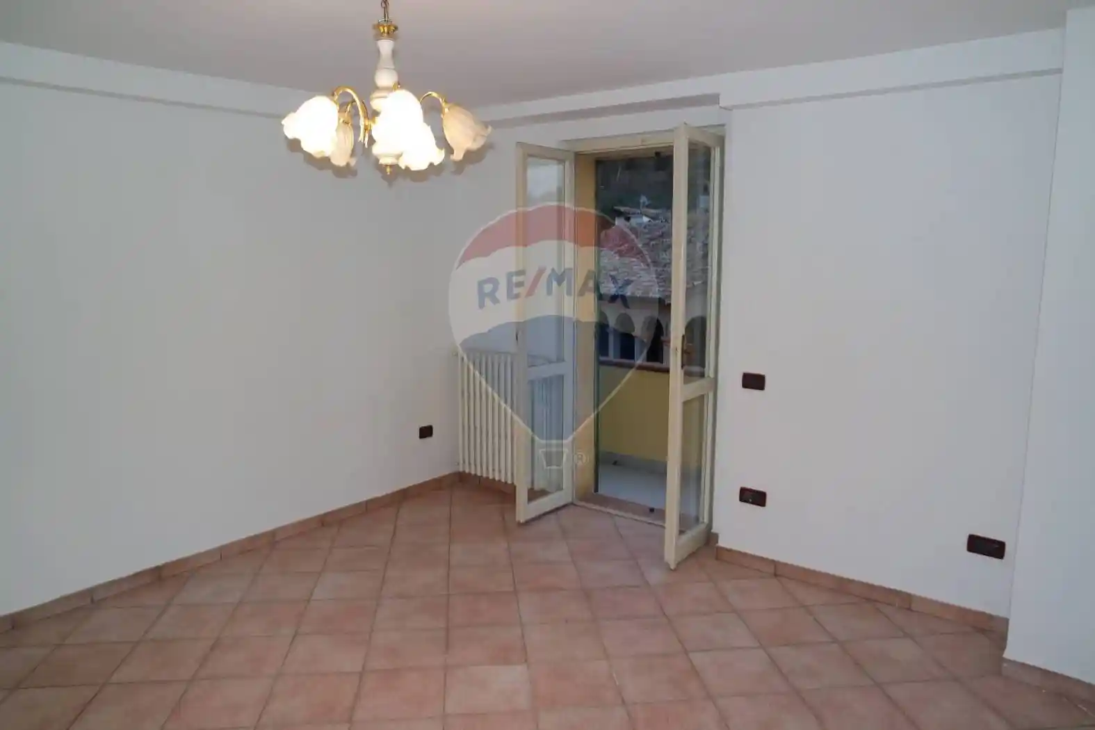 Terratetto plurifamiliare 85 m², ottimo stato, Vescia, Belfiore, Scanzano, Foligno - foto 4