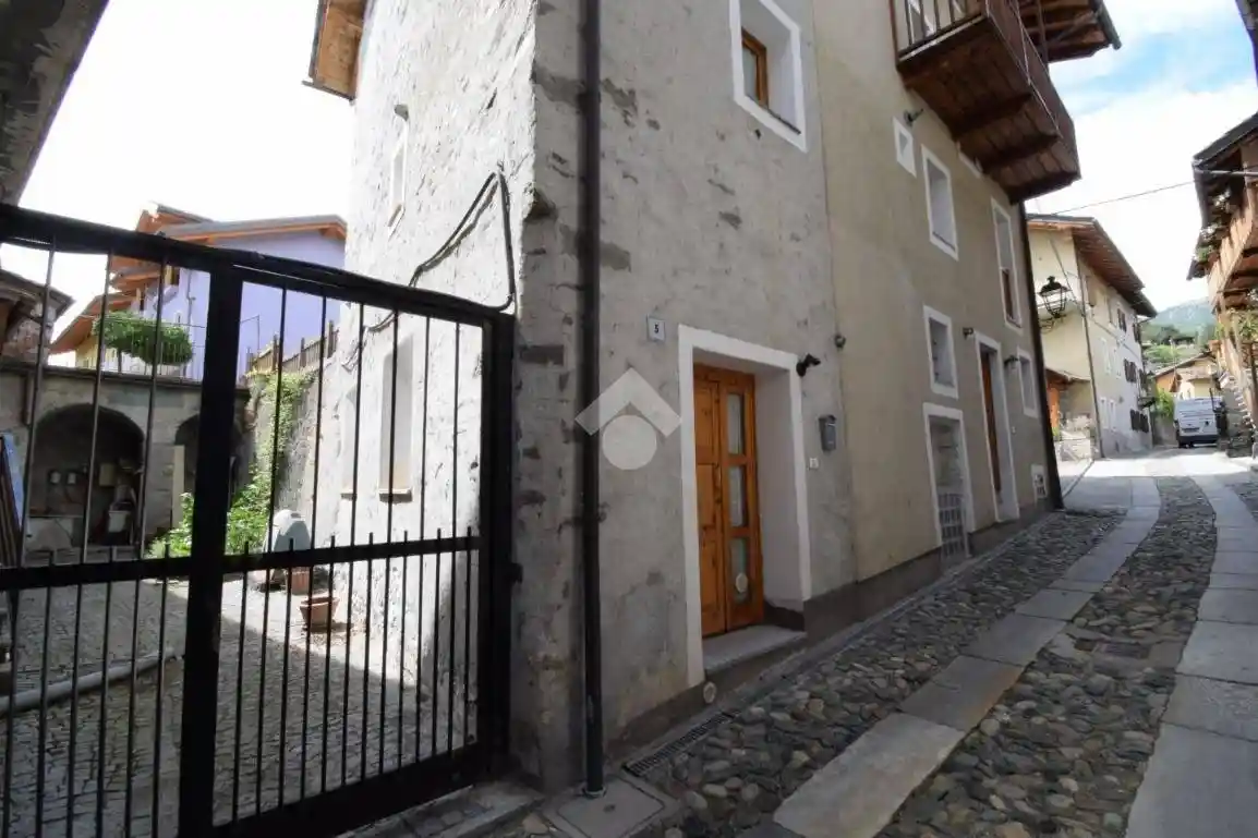 Appartamento in vendita a Chatillon