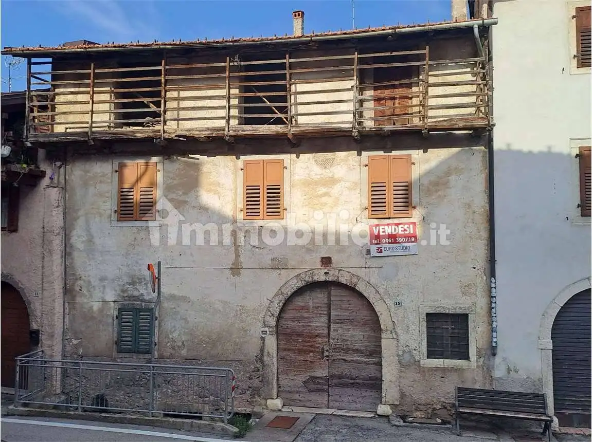 Casa indipendente in vendita a Trento