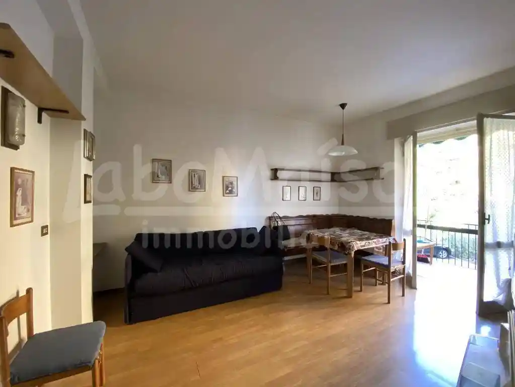 Appartamento in vendita a Gavirate