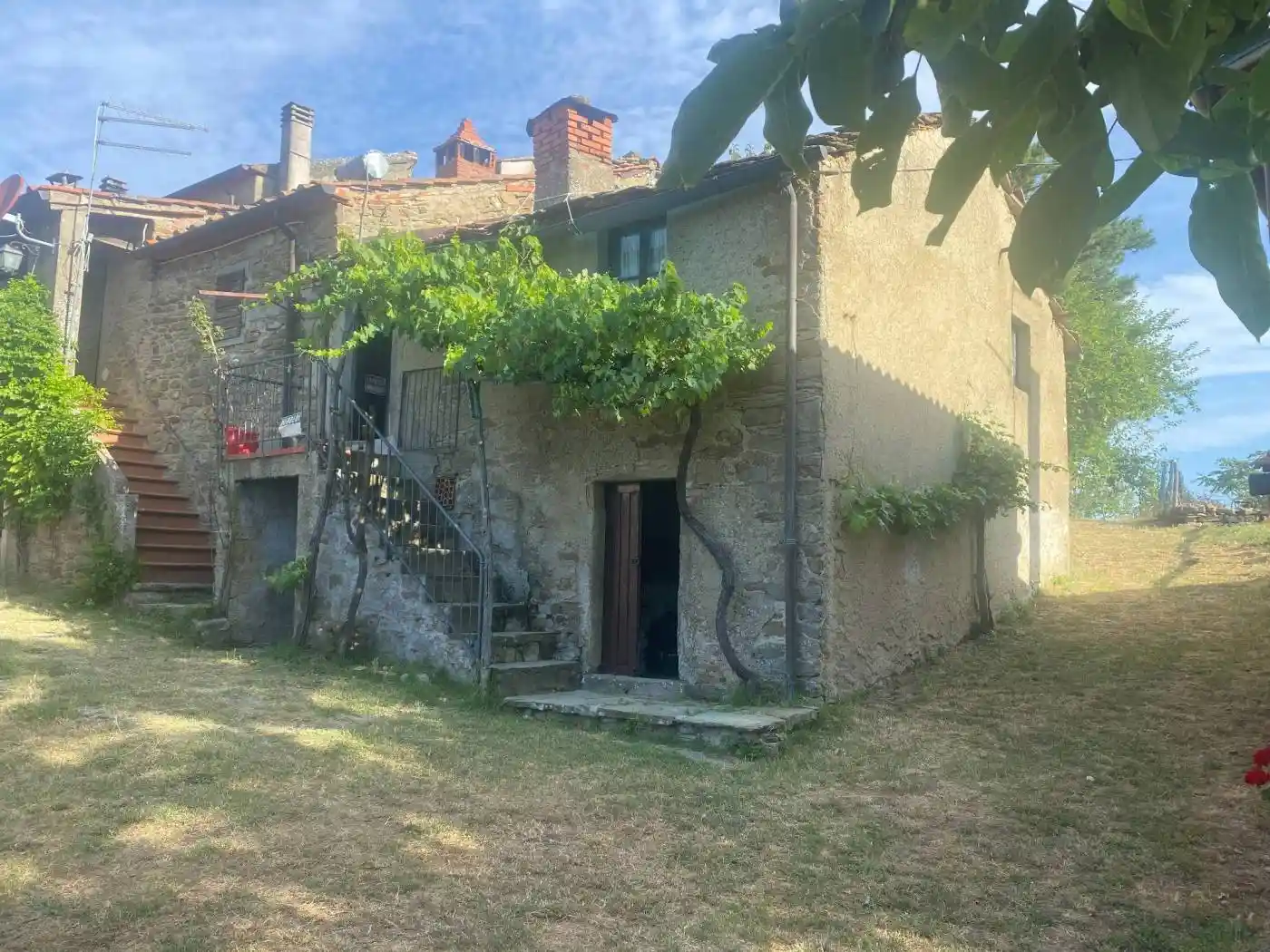 Casa indipendente in vendita a Arezzo